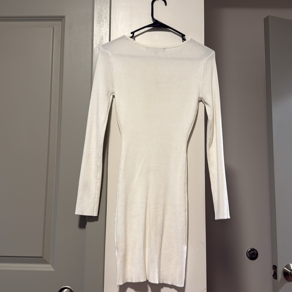 Almost Famous Ivory Ribbed Lace-Up Top - Picture 4 of 4